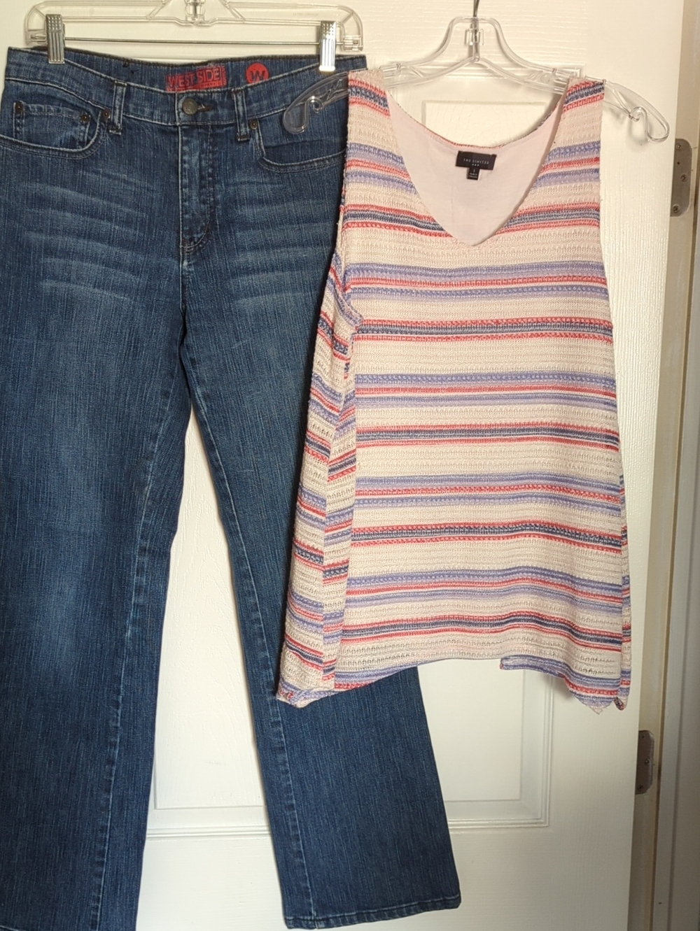 *Outfit* New York & Company Jeans (8) And Vintage The Limited Tank Top (S)